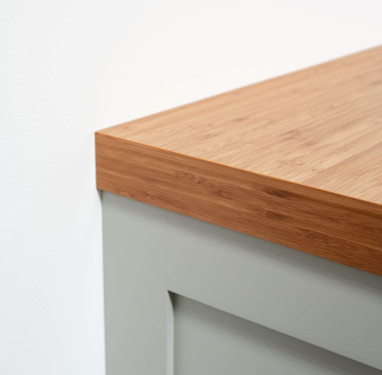 Bamboo corner edge cabinet top