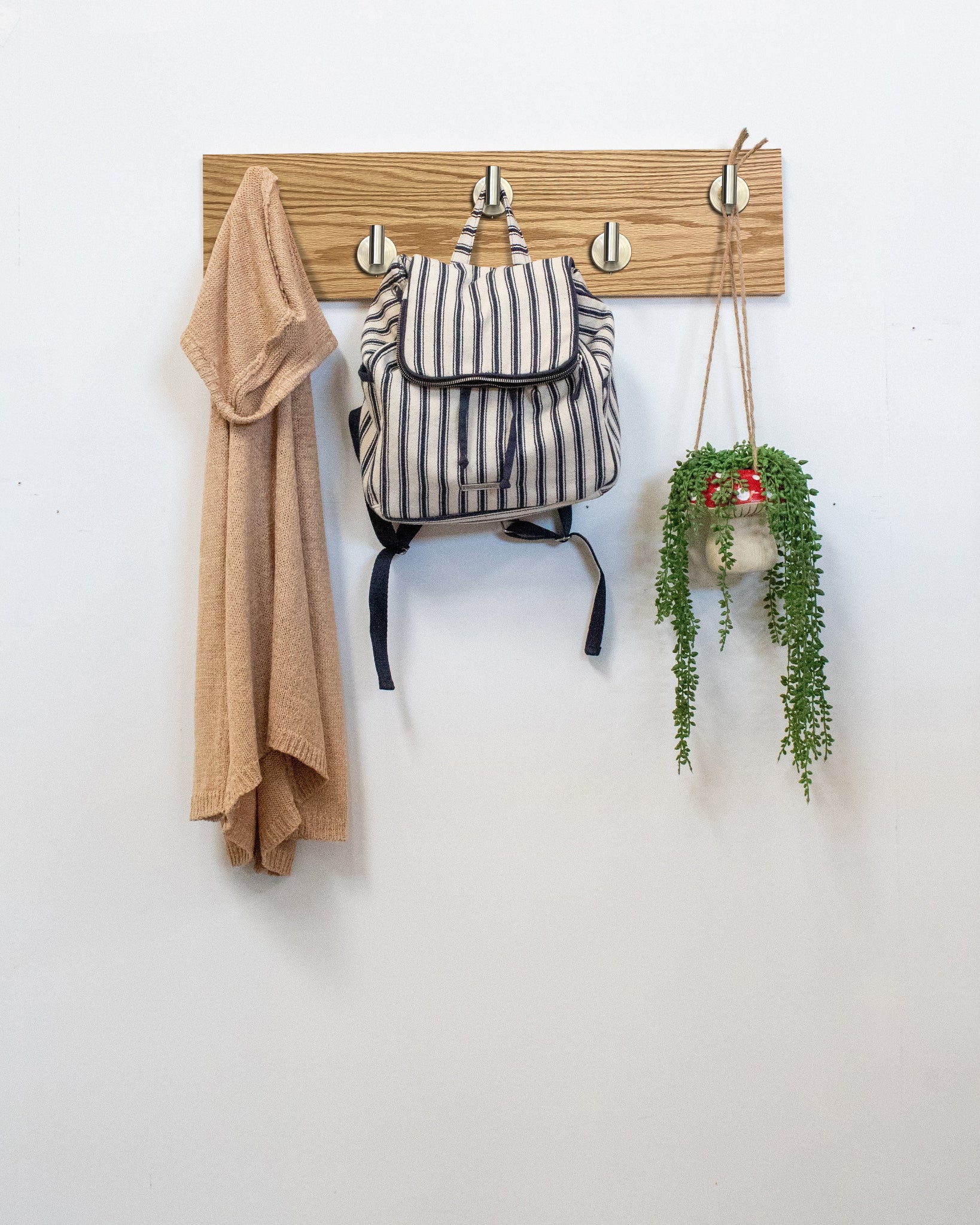 Red Oak Hook Wall Rack
