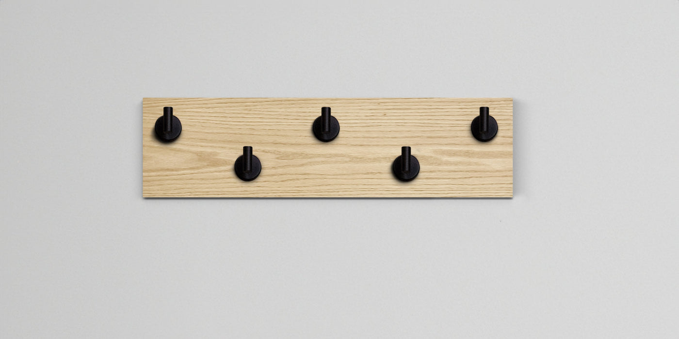Bleached oak Wood wall hook rack 5 matte black hooks