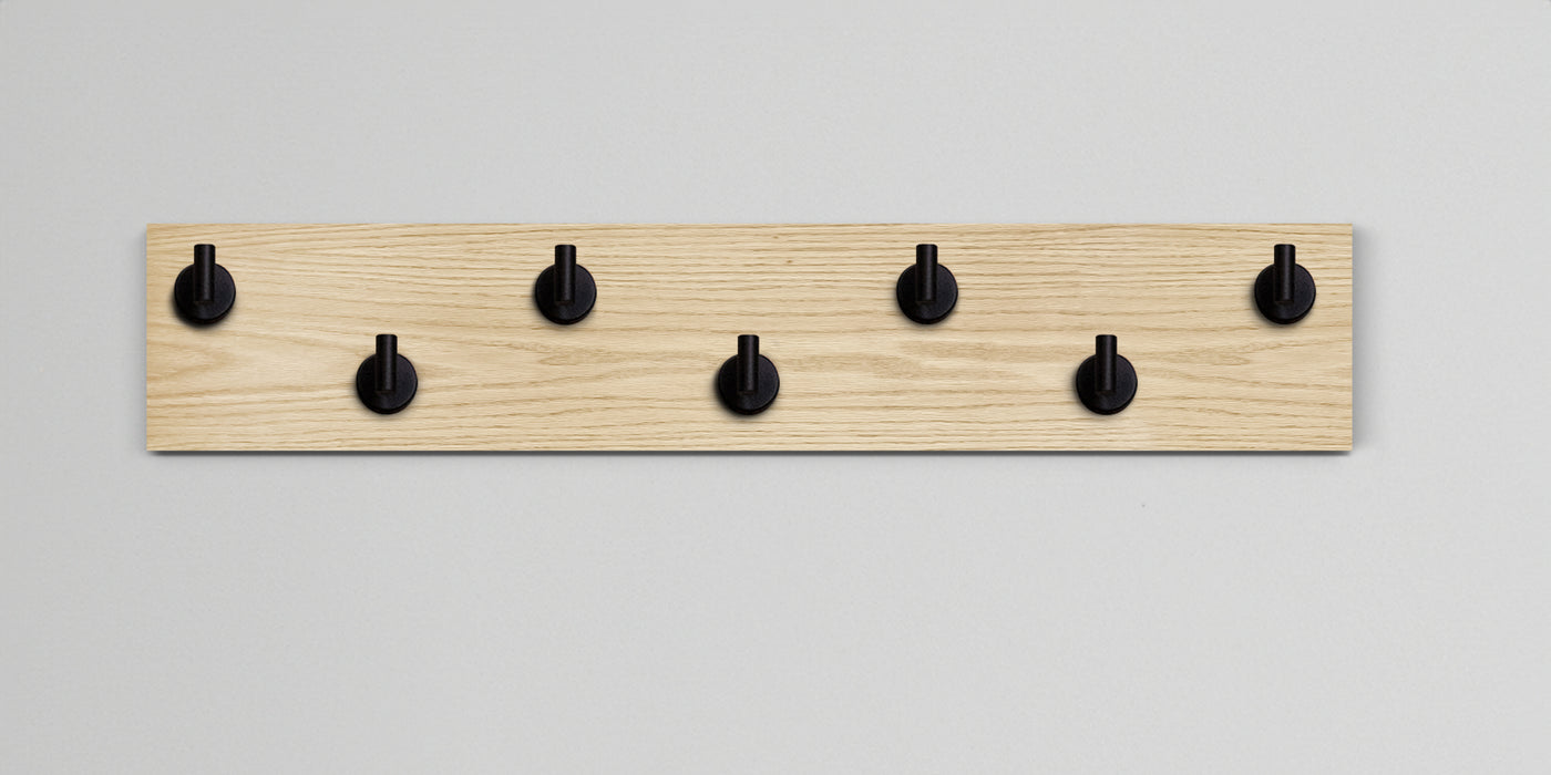 Bleached oak Wood wall hook rack 7 matte black hooks